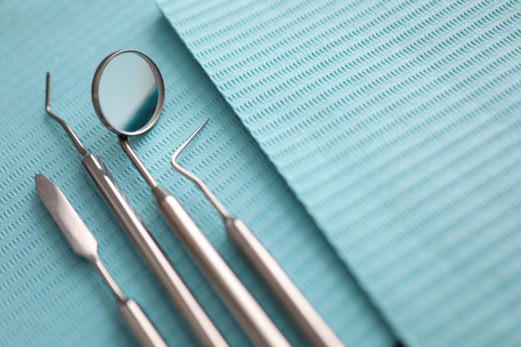 dental tools picks and mirror
